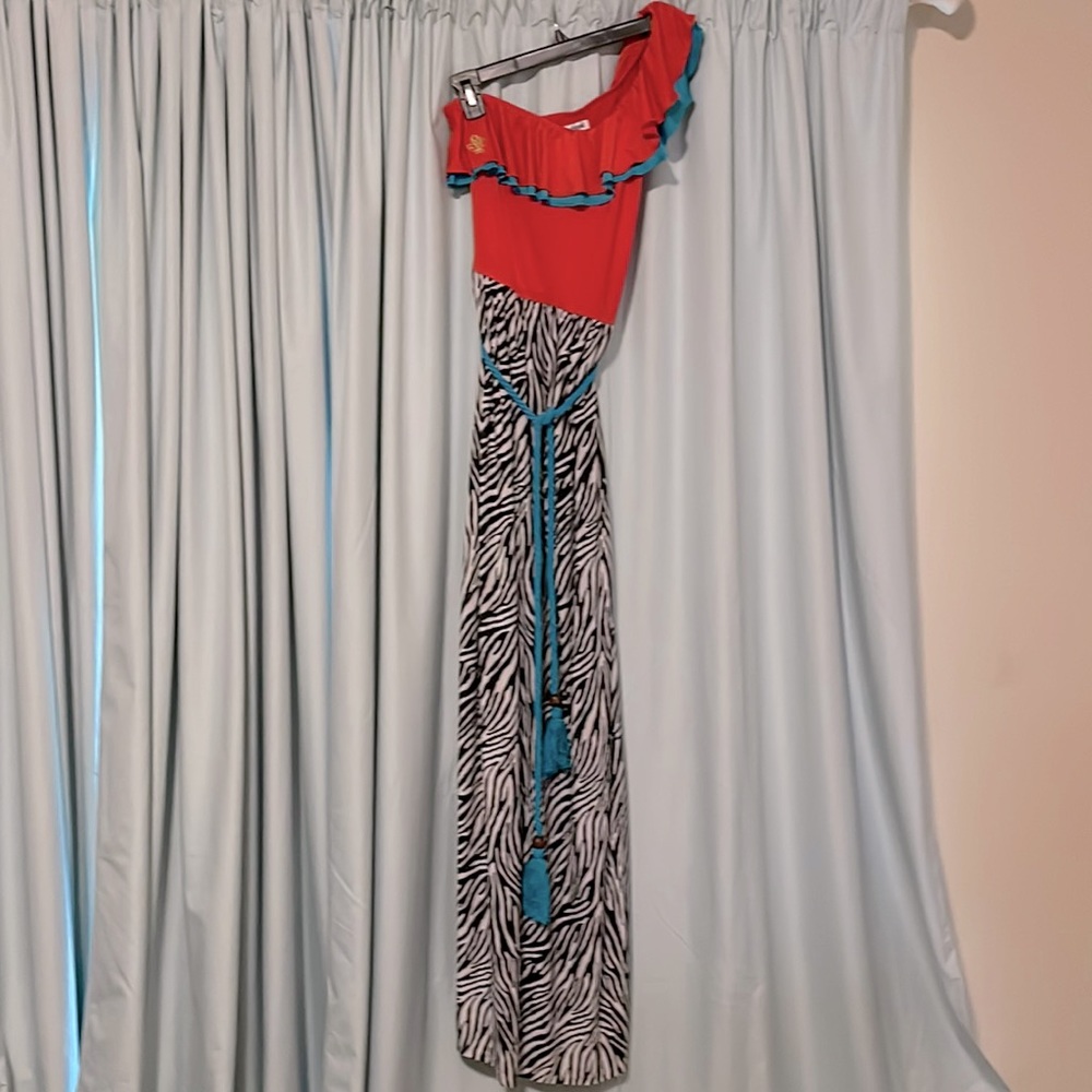 One shoulder zebra maxi dress